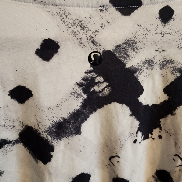 Lululemon t-shirt sz 10 & sz 8 crop leggings bundle - Picture 3 of 9